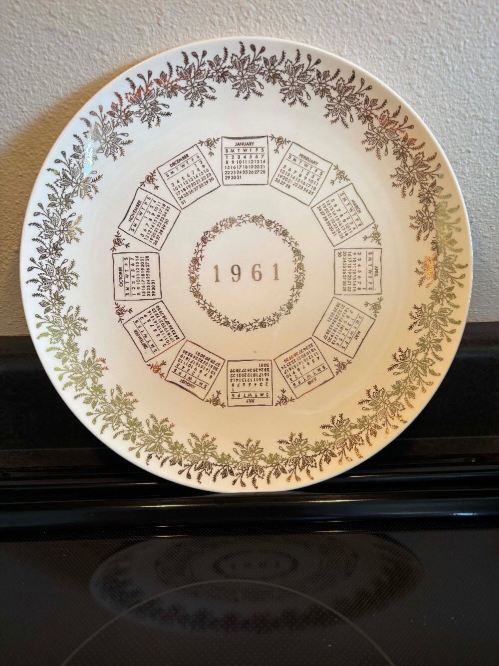 Vintage 1961 Calendar Plate